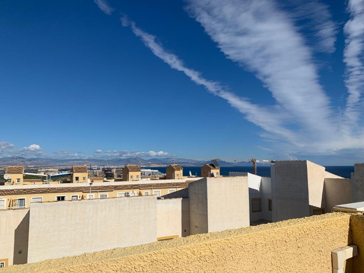 Ferienwohnung Adosado Tranquilo Con Piscina Y Vistas Al Mar Puerto Marino Exterior foto
